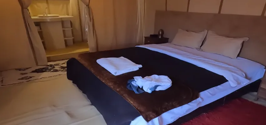 Comfortable Bedding in Luxury Desert Camp